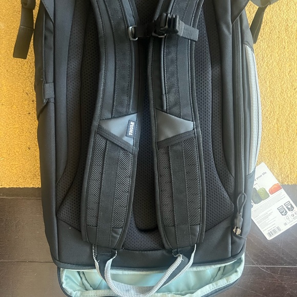 Thule backpack - Picture 7 of 8